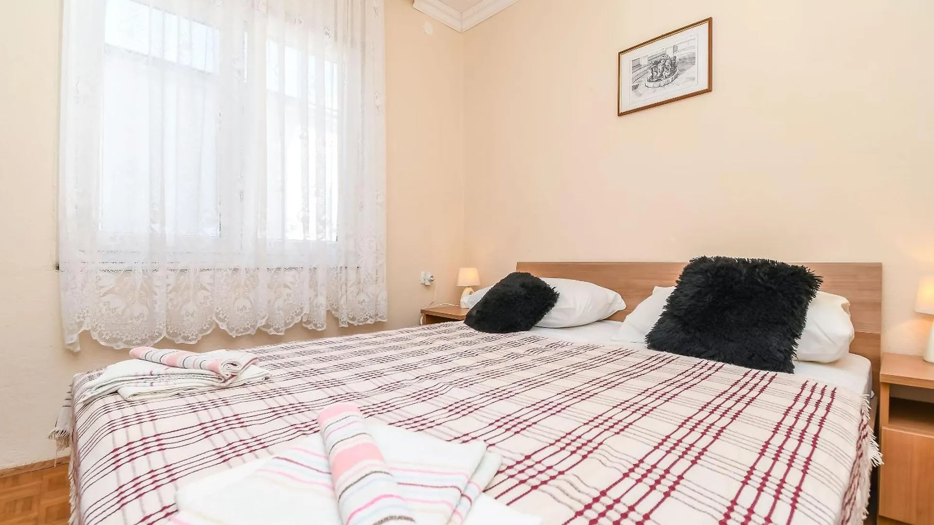 Apartments Fidelis 0*, Trogir